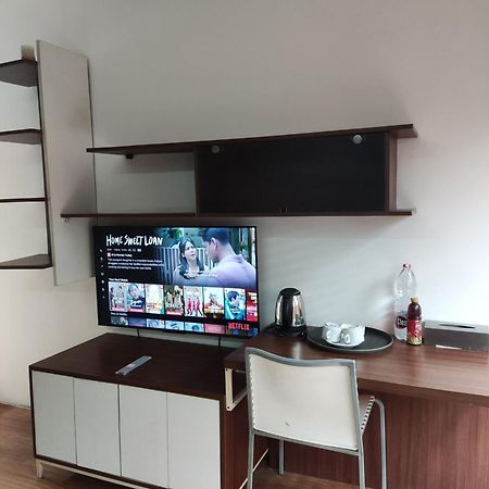 Flat06 Cipete Hotel Jacarta Exterior foto